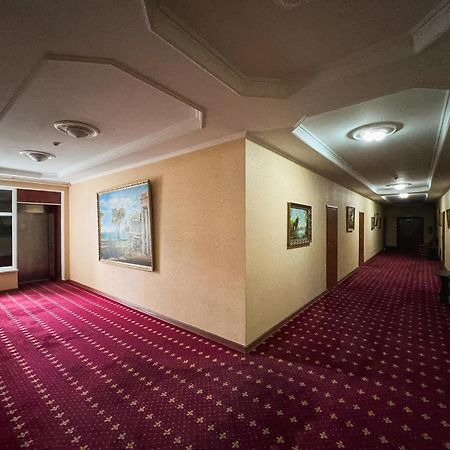 Lidolux Bed & Breakfast Белци Екстериор снимка