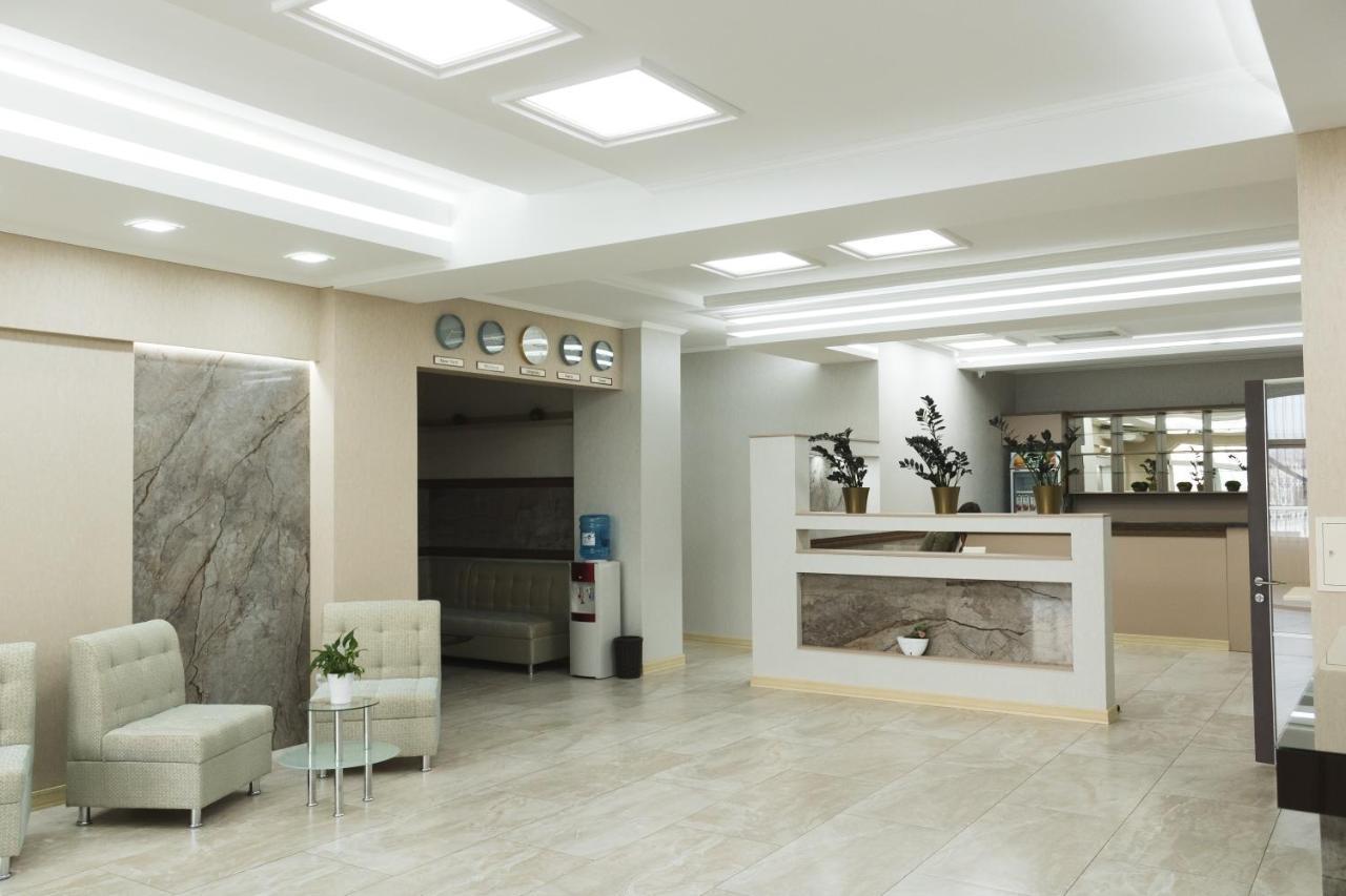 Lidolux Bed & Breakfast Белци Екстериор снимка