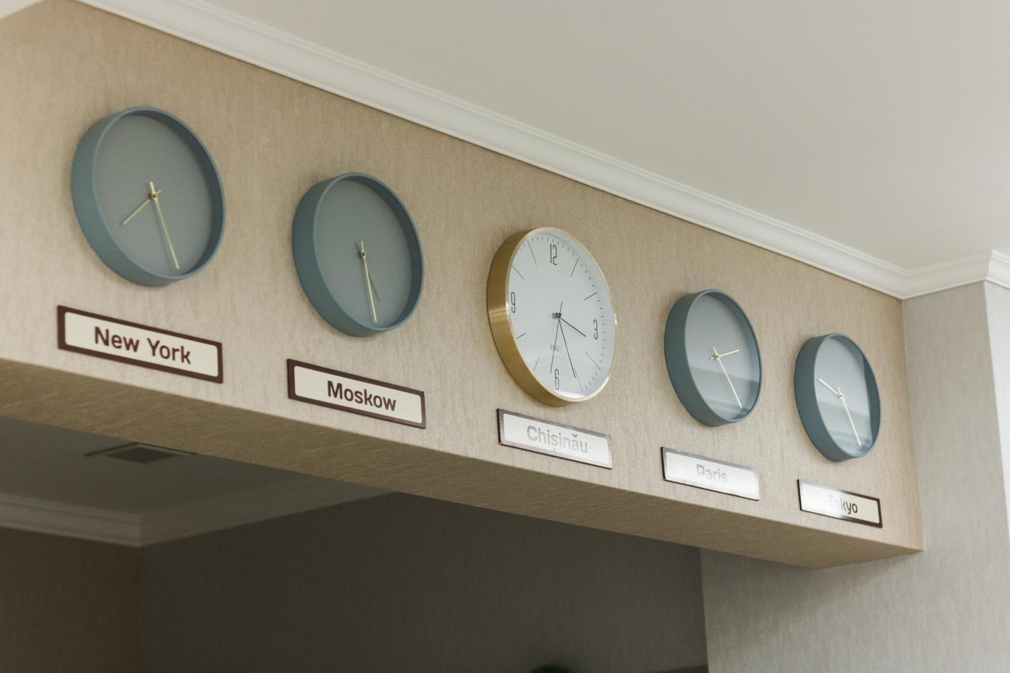 Lidolux Bed & Breakfast Белци Екстериор снимка