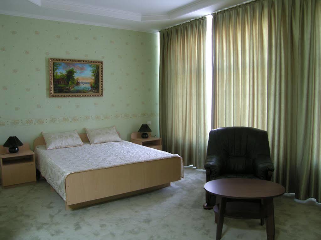Lidolux Bed & Breakfast Белци Стая снимка