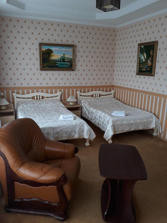 Lidolux Bed & Breakfast Белци Екстериор снимка